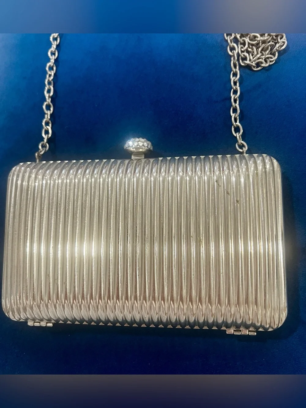 HUSER Silver Steel Hard Case Clutch Evening Bag Ribbed Chain Strap Crystal Clasp